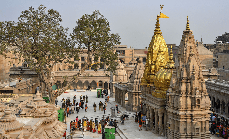 Service Provider of Kashi Vishwanath Temple Tour in Varanasi, Uttar Pradesh, India.