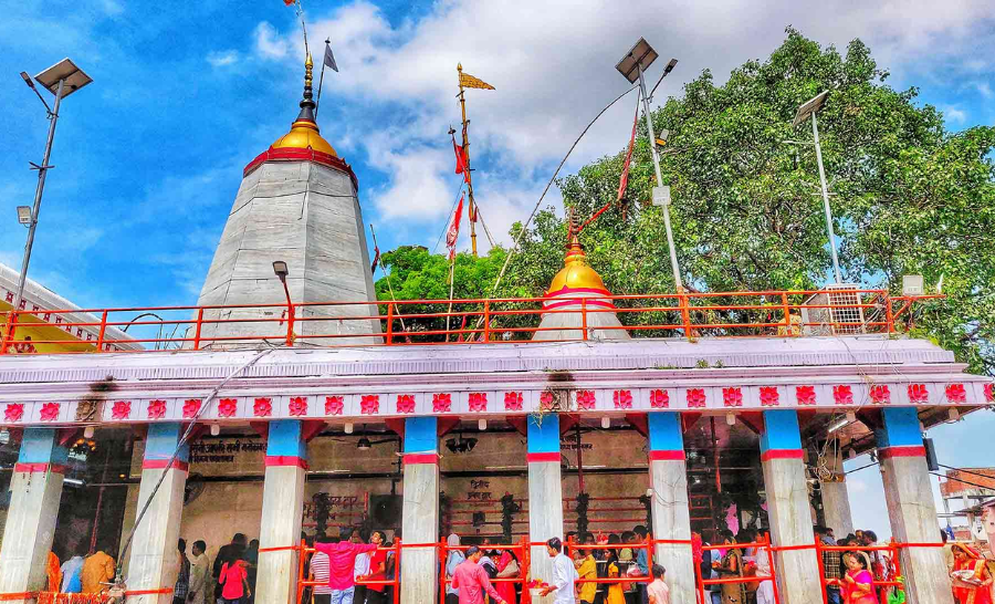 Service Provider of Vindhyachal - Vindhyavasini Temple Tour in Varanasi, Uttar Pradesh, India.